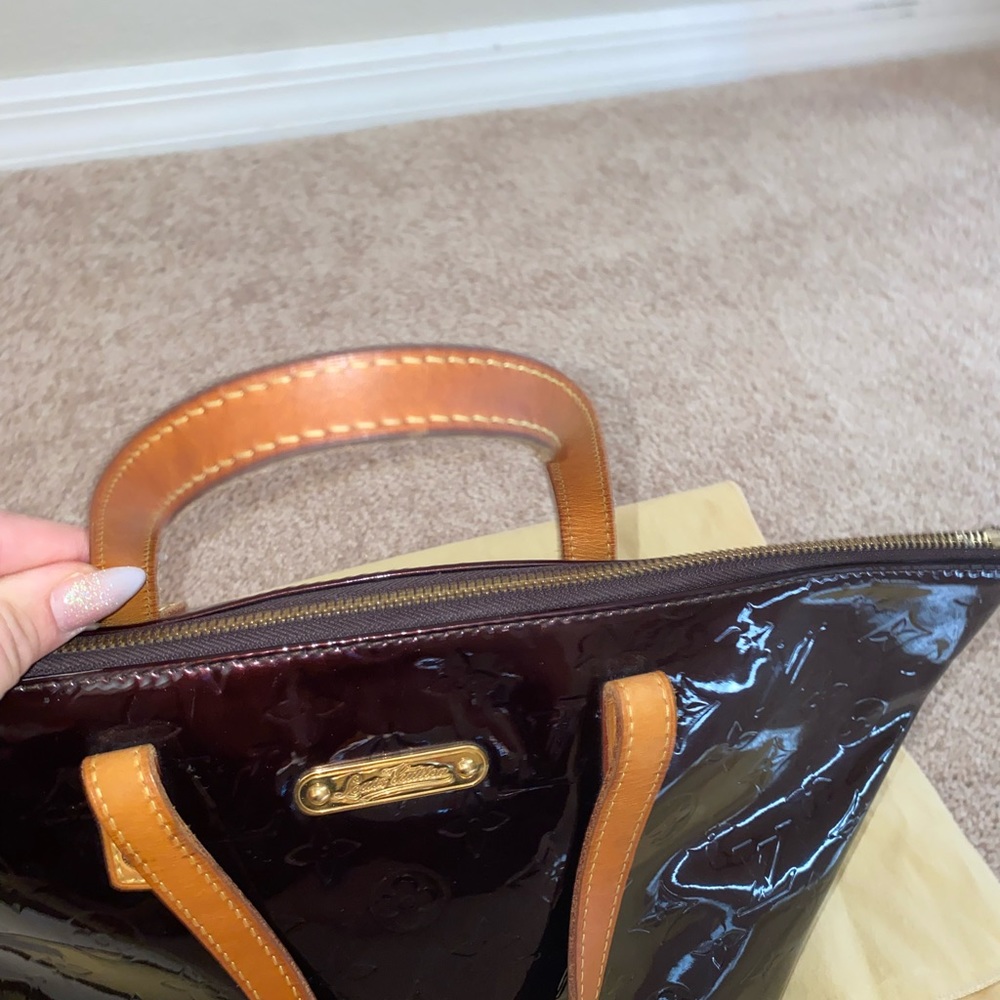 Louis Vuitton Bellevue PM armante - Picture 10 of 11